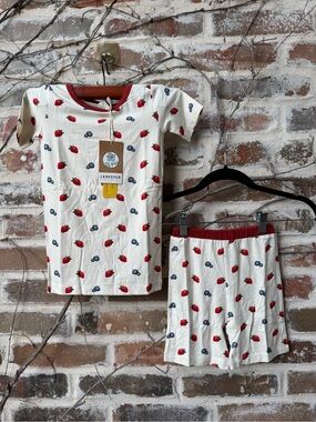 🍓 Larkspur Baby Co. Bamboo Short Sleeve PJs Set "Strawberry Fields" 9/10 kids 🫐